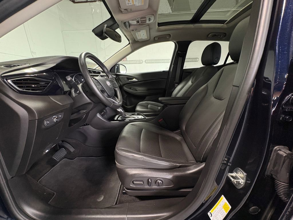 Used 2020 Buick Encore GX Essence w/ Experience Buick Package image 16