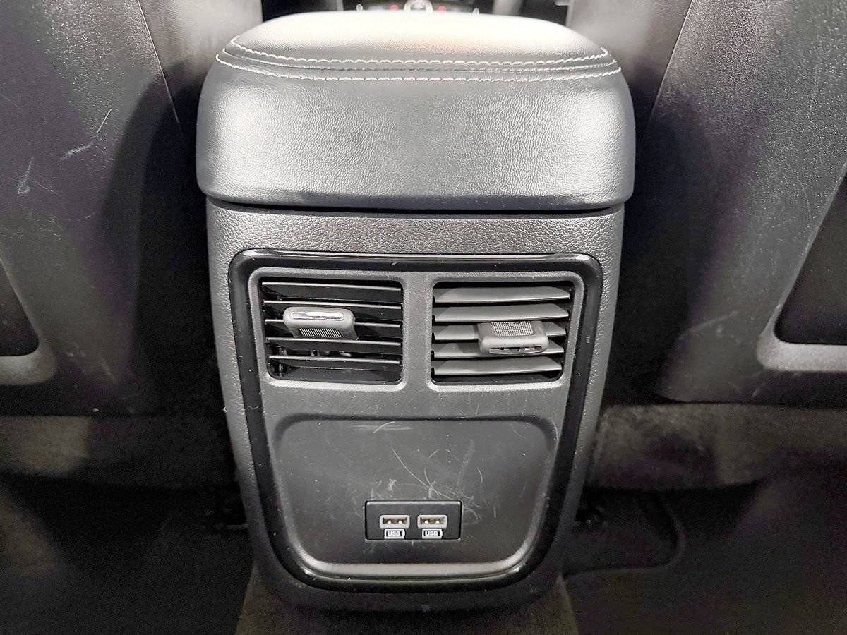 Used 2023 Chrysler 300 S RWD image 49