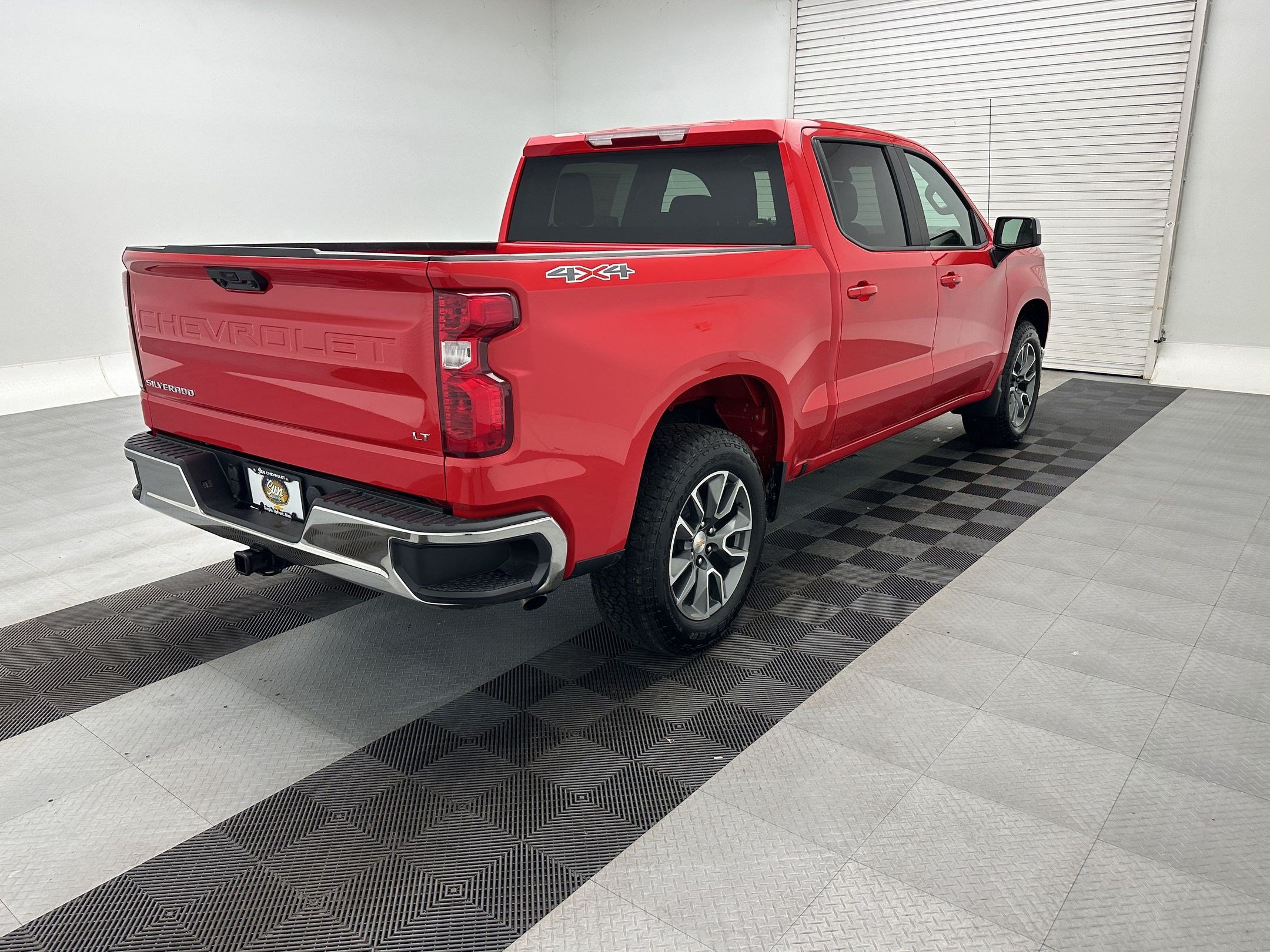 Certified 2026 Chevrolet Silverado 1500 LT AWD/4WD image 9