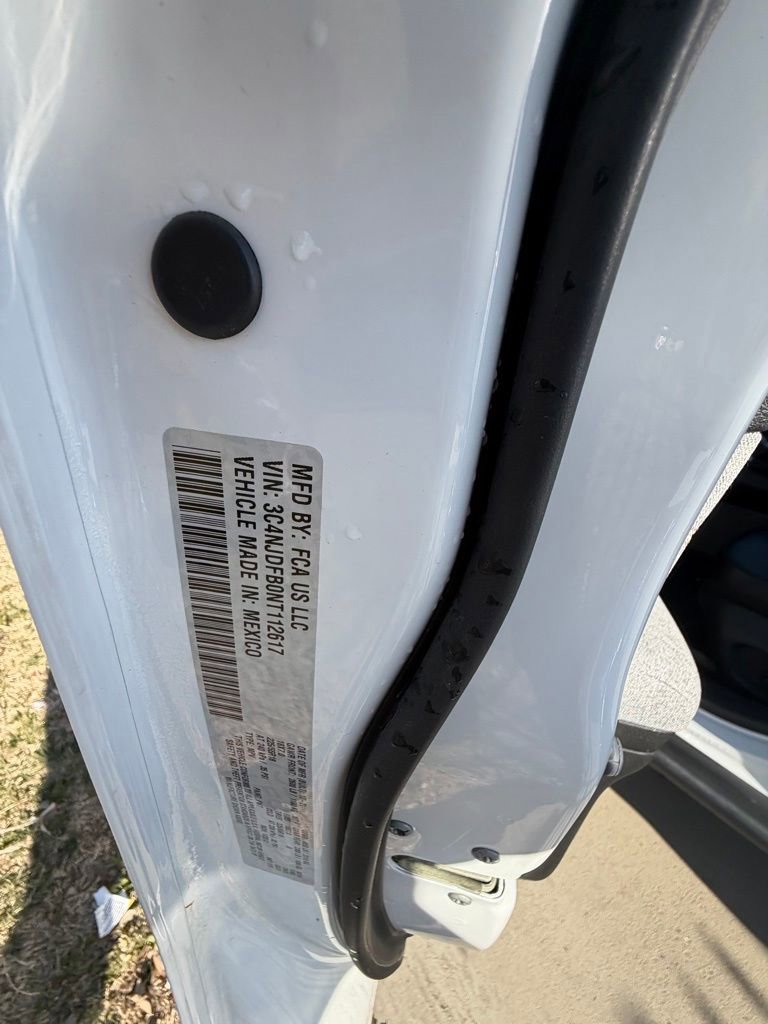 Used 2022 Jeep Compass Latitude image 11