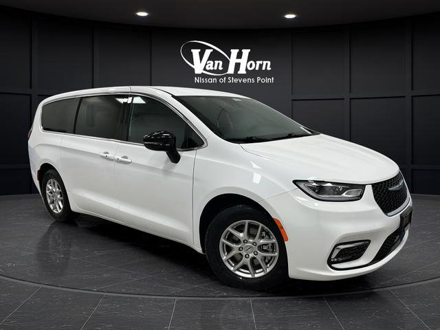 Used 2024 Chrysler Pacifica Touring FWD video 1