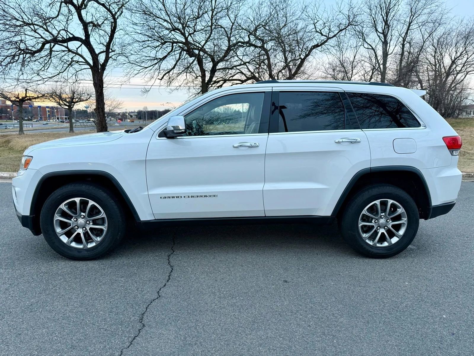 Used 2014 Jeep Grand Cherokee Limited image 5