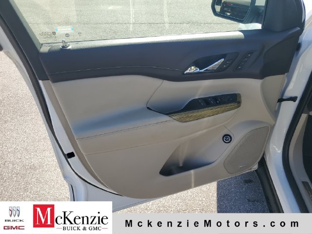 Used 2019 GMC Acadia Denali w/ Technology Package FWD image 8