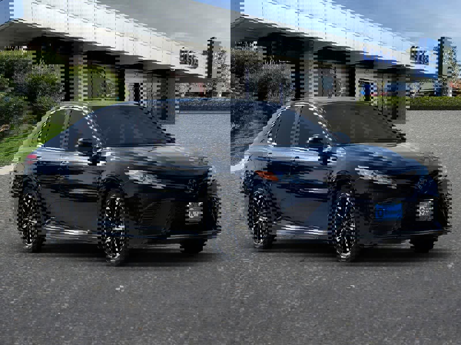 Used 2020 Toyota Camry XSE image 10