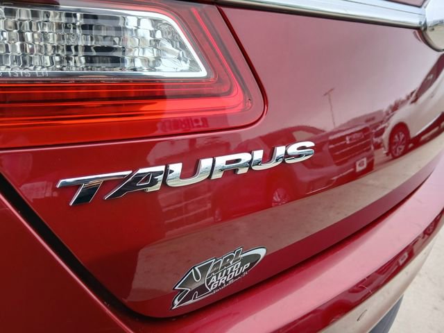 Used 2017 Ford Taurus SEL image 30
