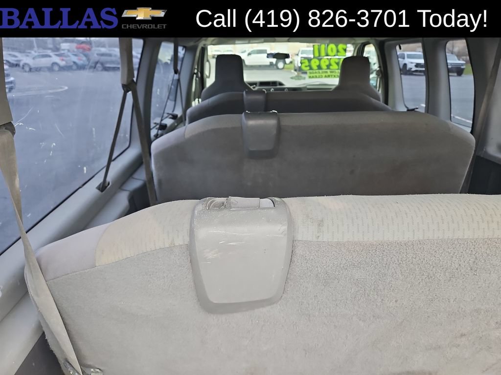 Used 2011 Ford E-350 and Econoline 350 XLT RWD image 23