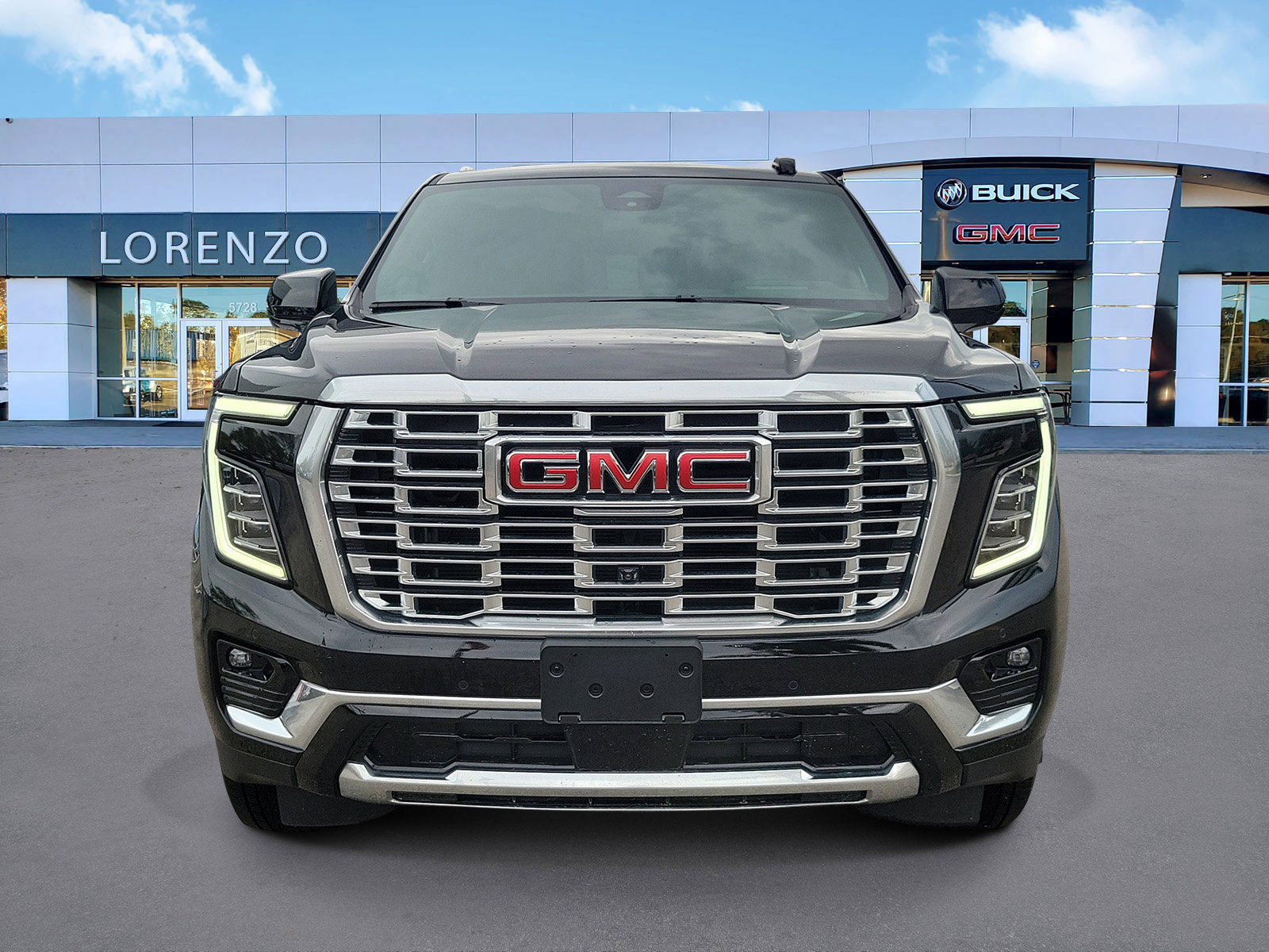 Used 2025 GMC Yukon Denali image 2