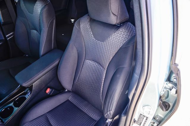 Used 2017 Toyota Prius Three image 24