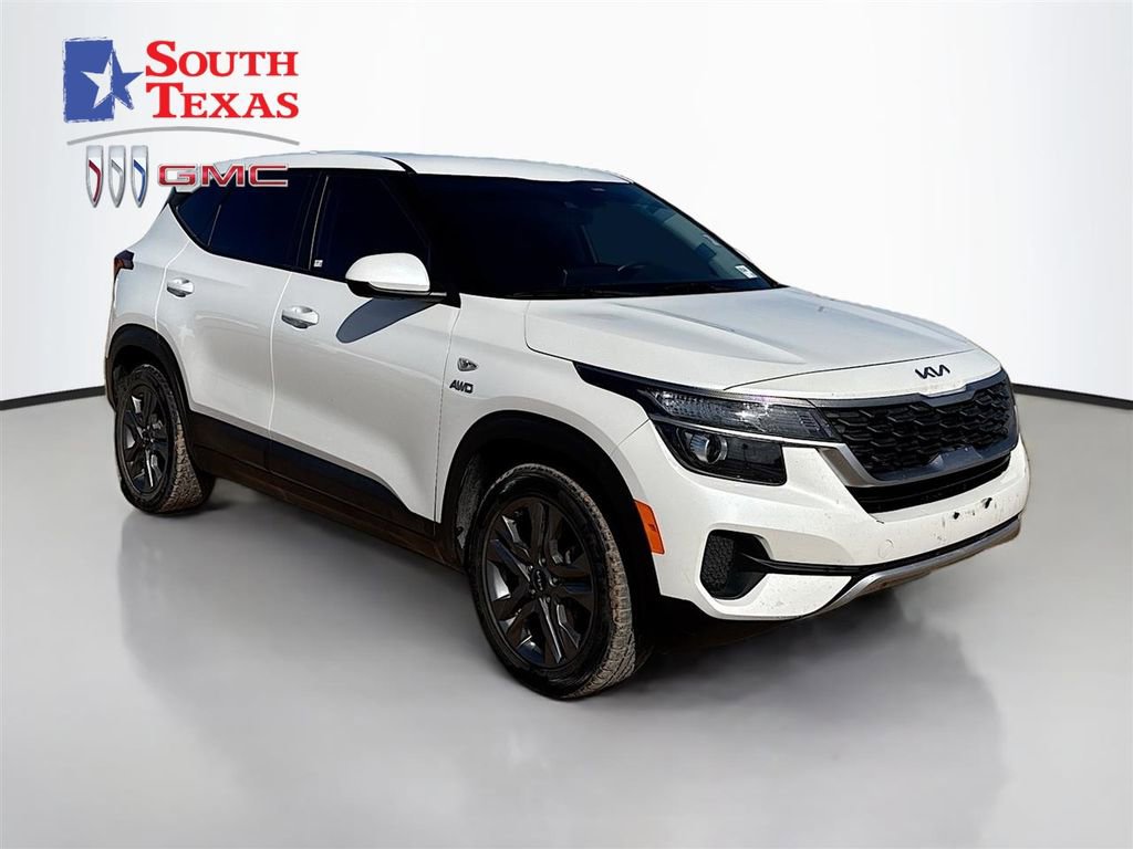 Used 2023 Kia Seltos LX