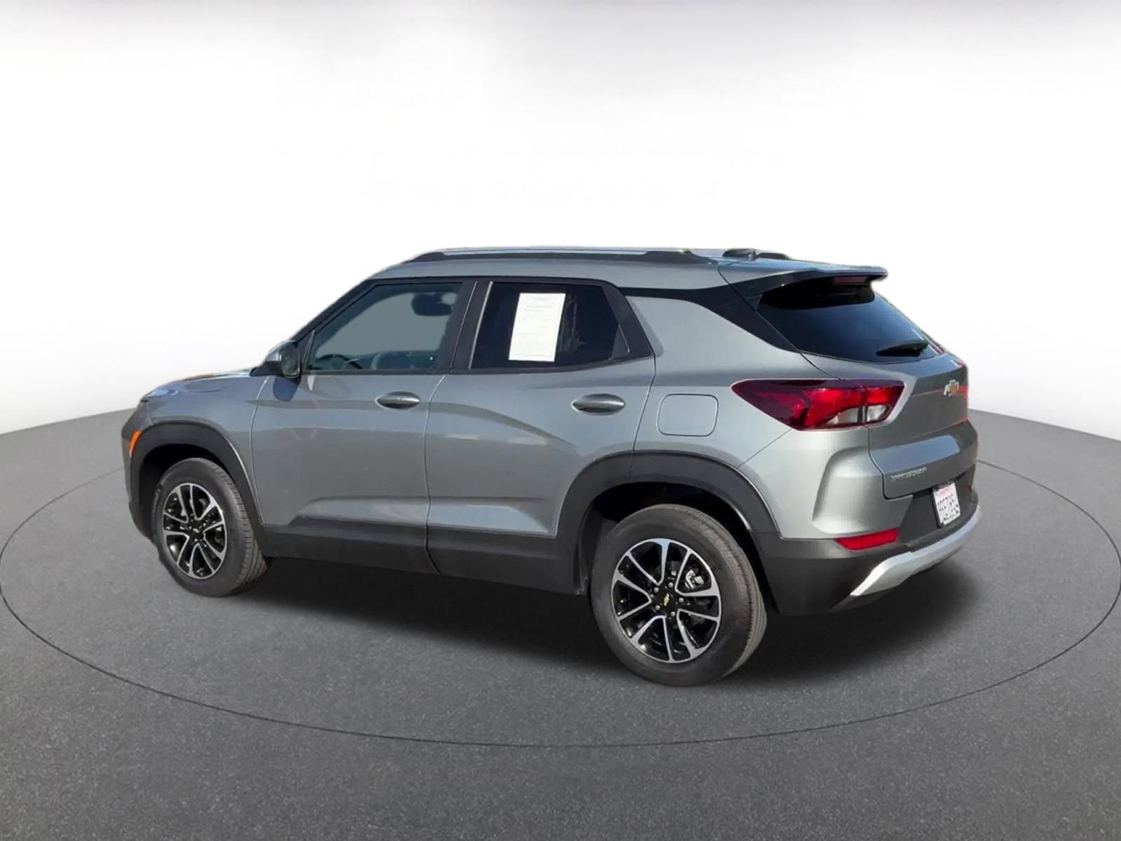 Used 2025 Chevrolet TrailBlazer LT image 10