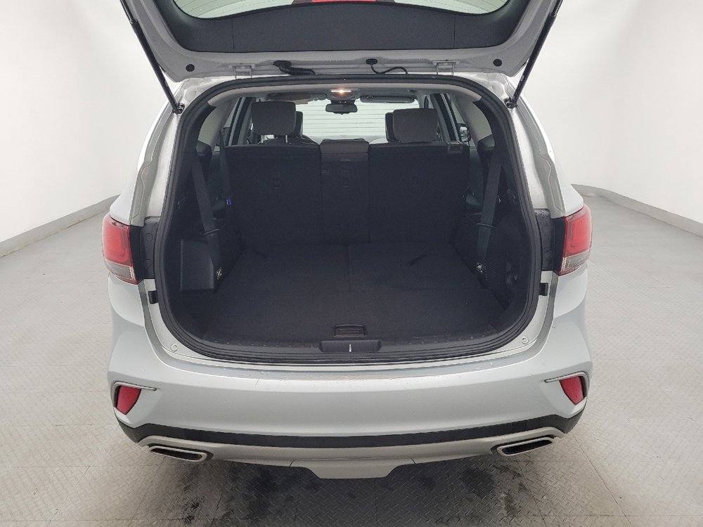 Used 2017 Hyundai Santa Fe SE image 29