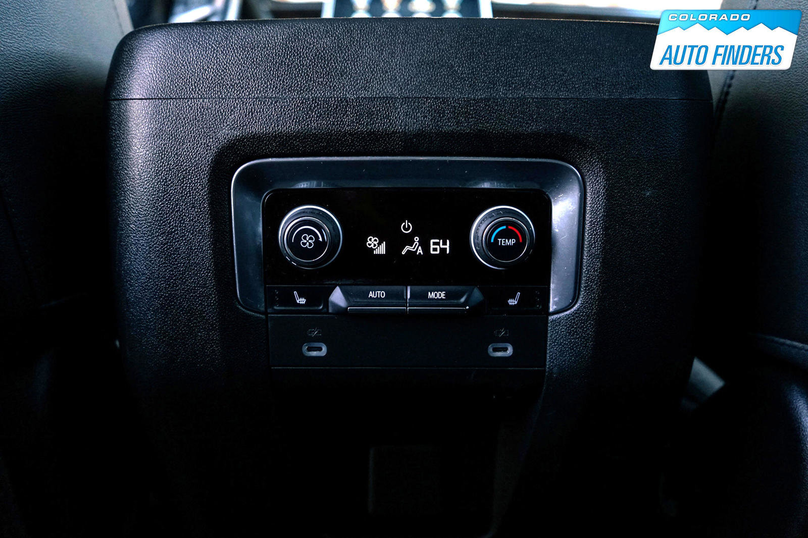 Used 2021 Chevrolet Tahoe Z71 w/ Z71 Signature Package image 31