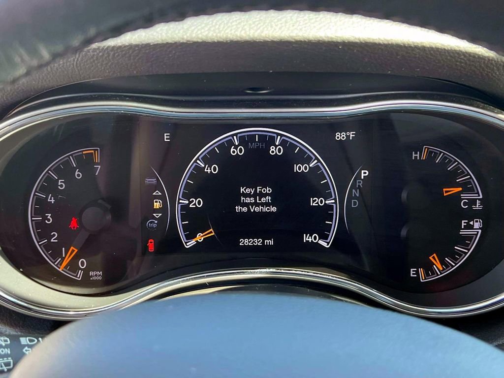 Certified 2022 Jeep Grand Cherokee Laredo E image 22