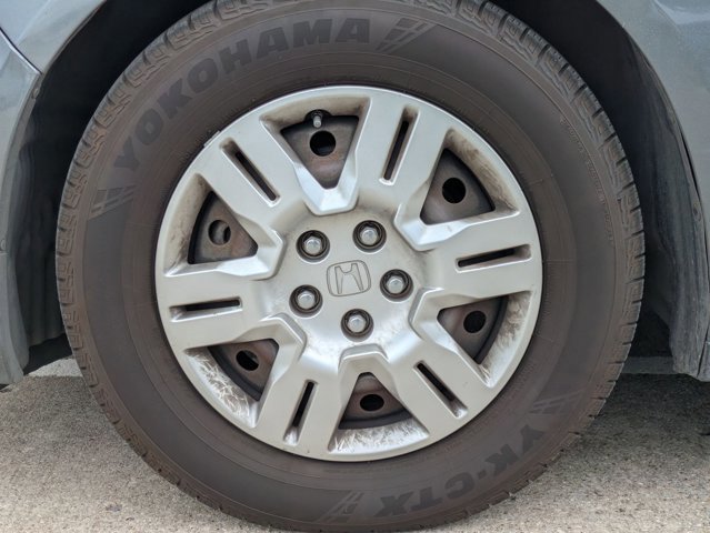 Used 2013 Honda Odyssey LX image 9