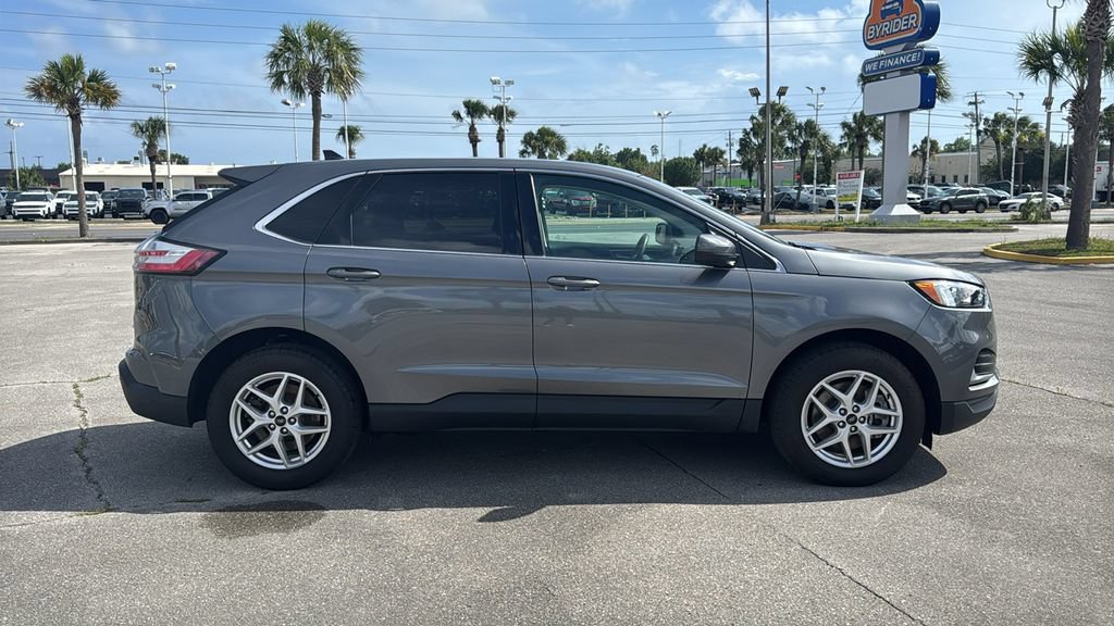 Used 2024 Ford Edge SEL AWD/4WD image 7
