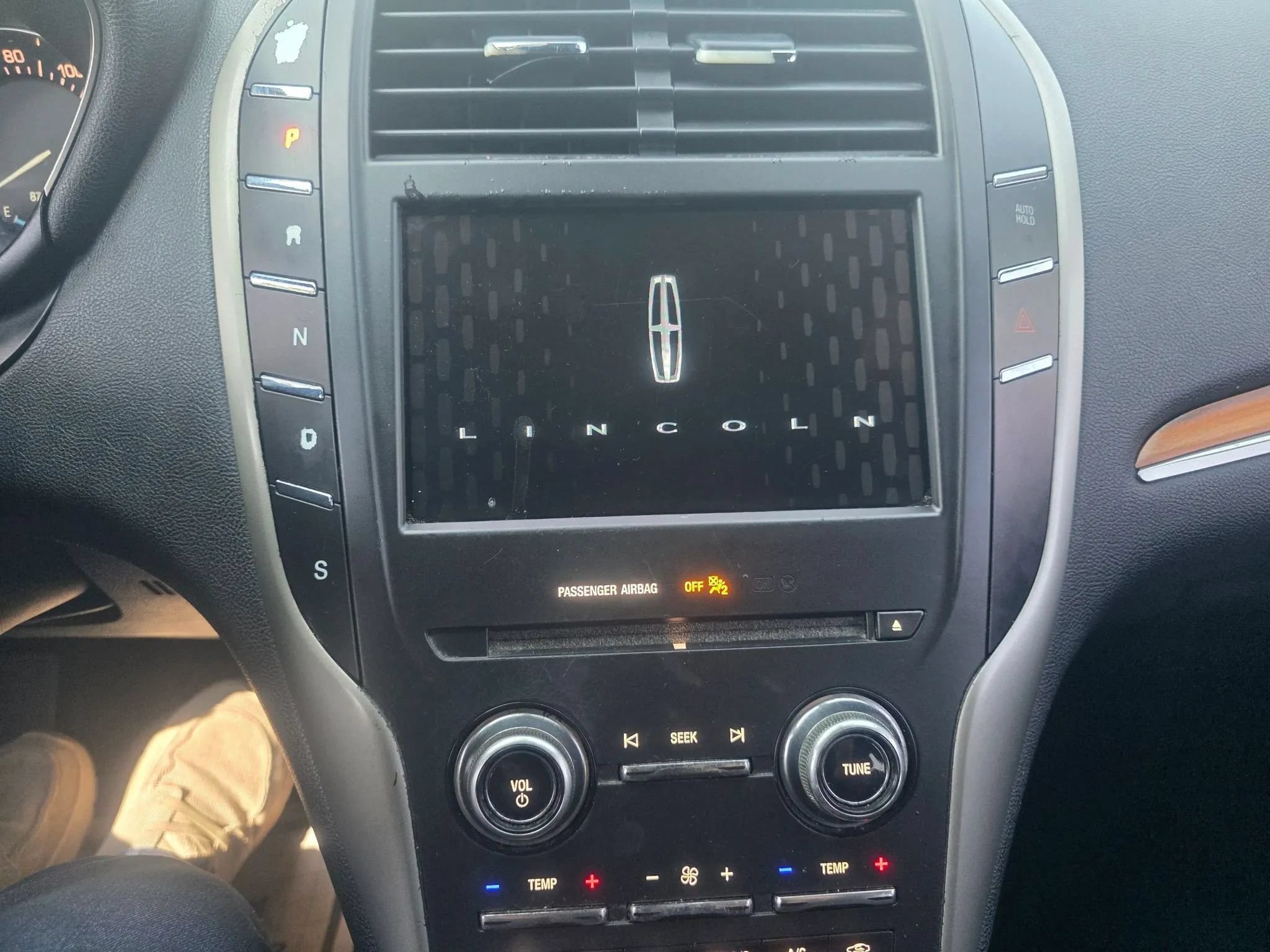 Used 2017 Lincoln MKC Reserve w/ Lincoln MKC Climate Package AWD/4WD image 29
