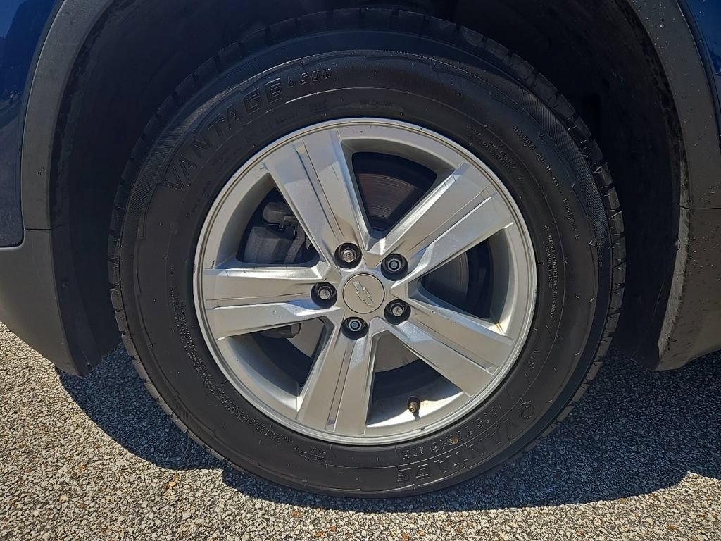 Used 2020 Chevrolet Trax LT FWD image 25