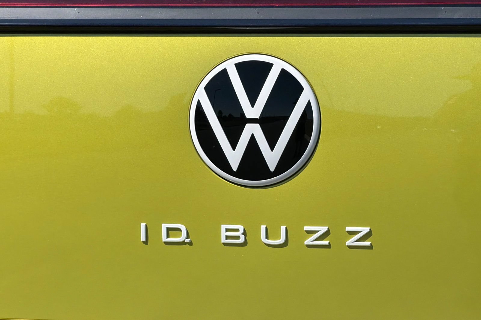 New 2025 Volkswagen ID. Buzz 1st Edition AWD/4WD image 26