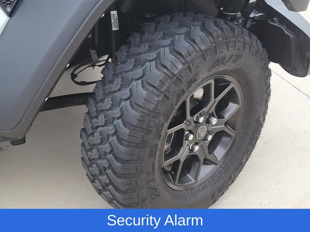 Used 2024 Jeep Wrangler Unlimited Sport AWD/4WD image 7