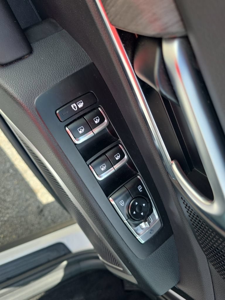 Certified 2024 Kia Telluride EX w/ EX Captain's Chair Package AWD/4WD image 10