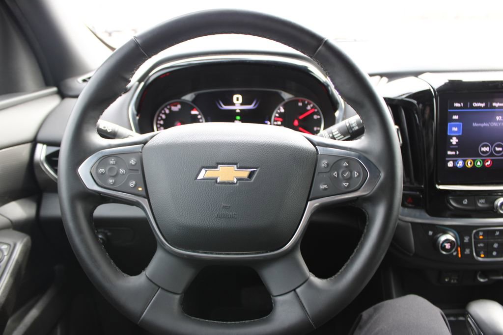Used 2023 Chevrolet Traverse Premier image 37