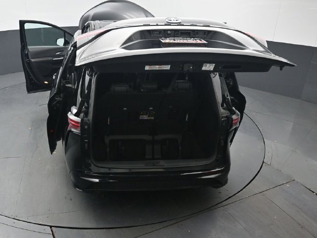 Used 2023 Toyota Sienna XSE w/ XSE Plus Package AWD/4WD image 48