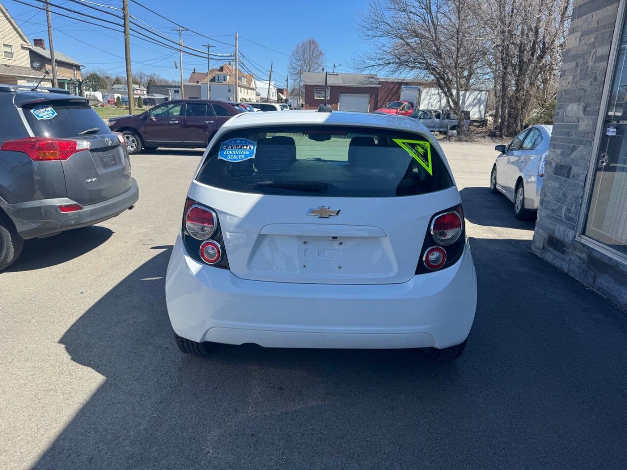 Used 2016 Chevrolet Sonic LT FWD image 4