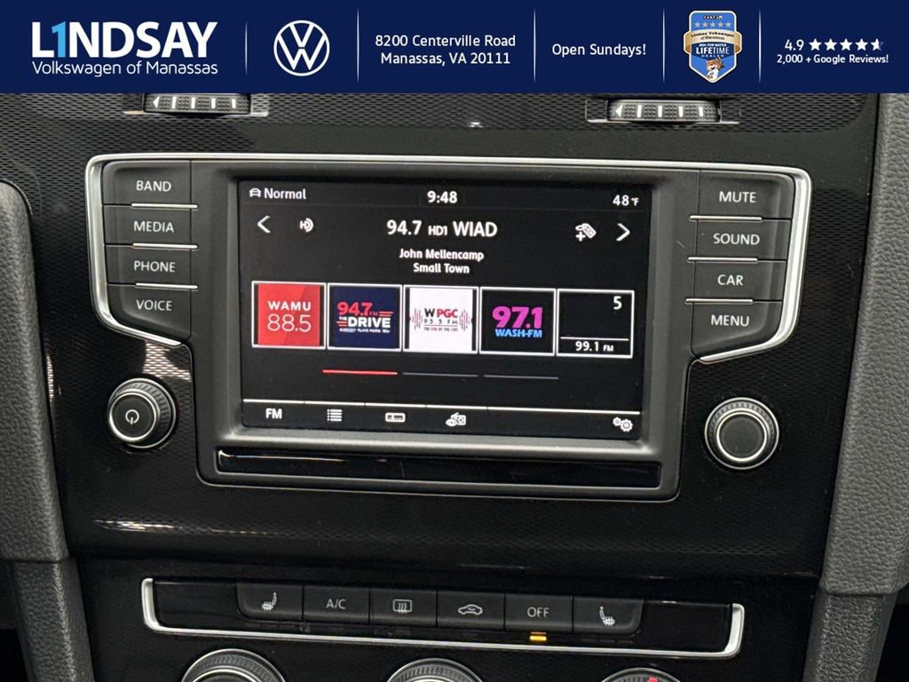 Used 2017 Volkswagen GTI SE image 13