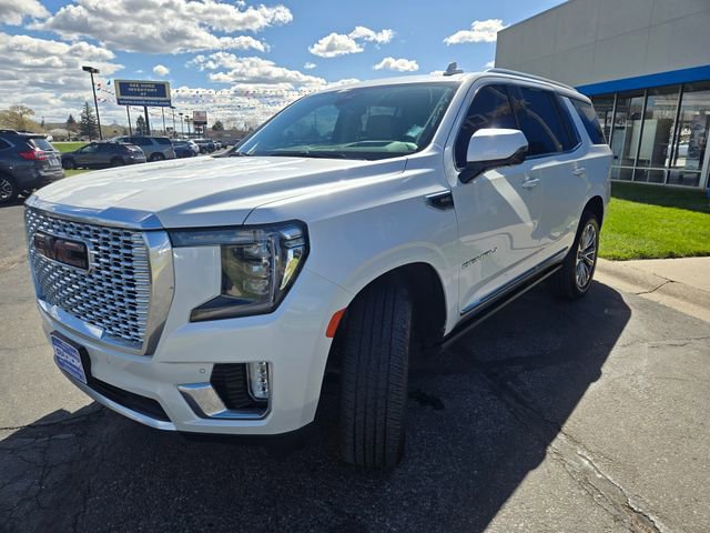 Used 2021 GMC Yukon Denali w/ Denali Ultimate Package AWD/4WD image 8