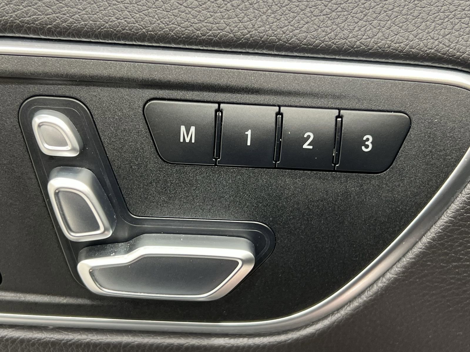 Used 2020 Mercedes-Benz GLA 250 image 12