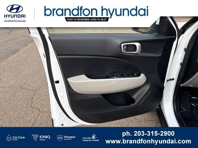 Certified 2023 Hyundai Venue SEL FWD image 11