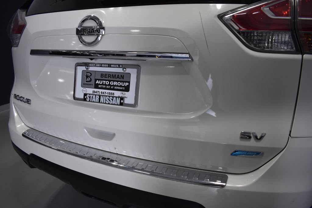 Used 2014 Nissan Rogue SV w/ SV Premium Package FWD image 12