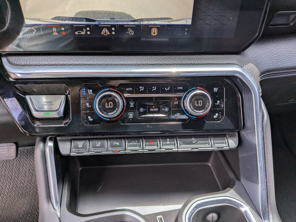 Used 2024 GMC Sierra 2500 Denali w/ Denali Reserve Package AWD/4WD image 26