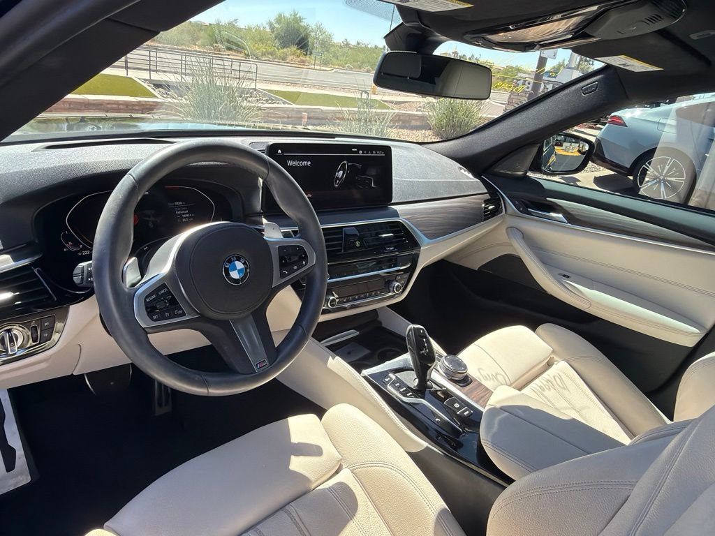 Used 2023 BMW 530i w/ M Sport Package RWD image 7