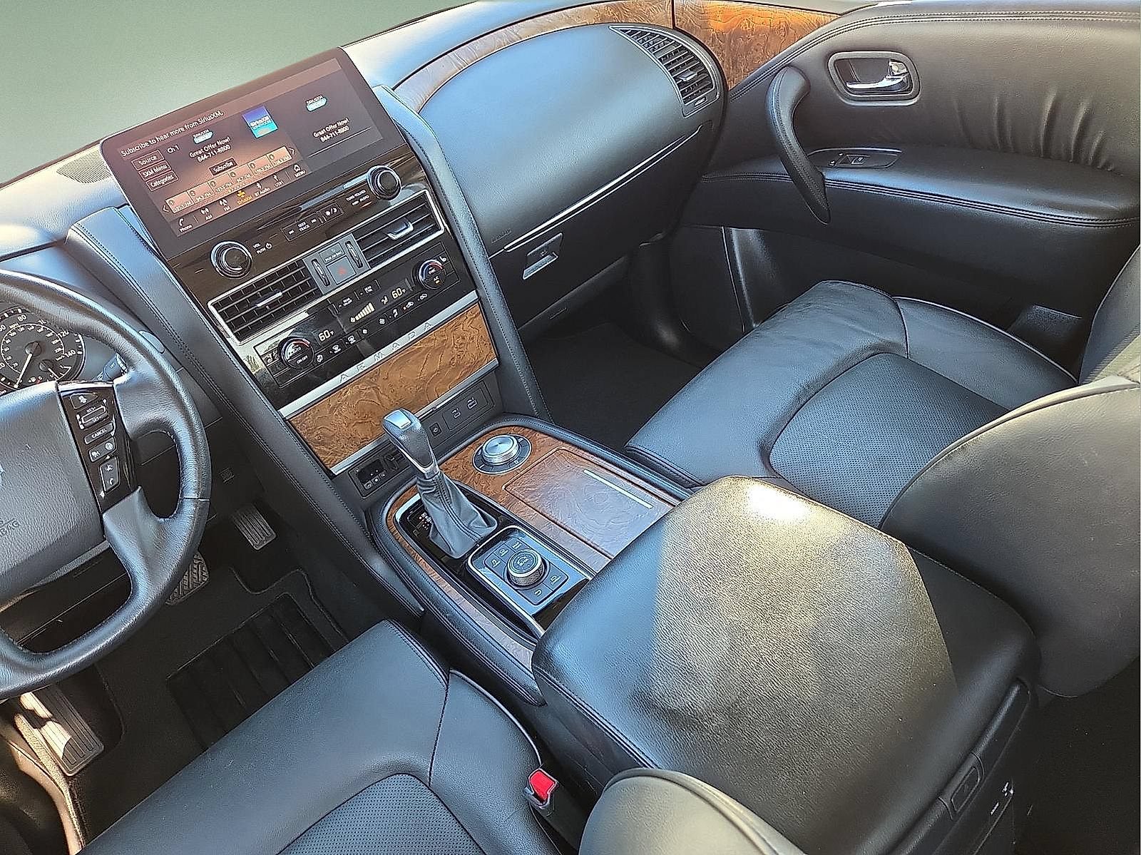 Used 2024 Nissan Armada SL w/ Captain's Chairs Package AWD/4WD image 14