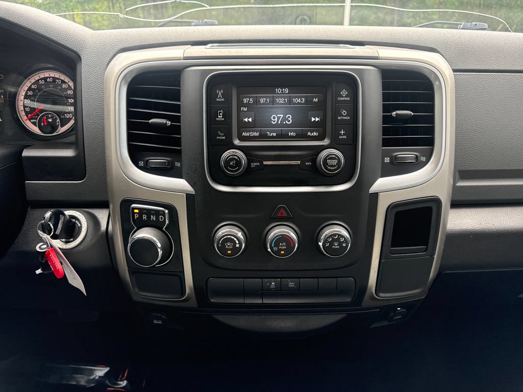 Used 2019 RAM 1500 Classic SLT RWD image 18