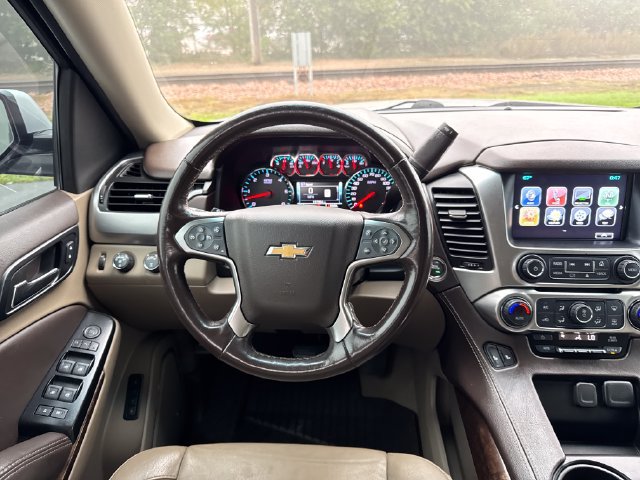 Used 2019 Chevrolet Suburban LT AWD/4WD image 13