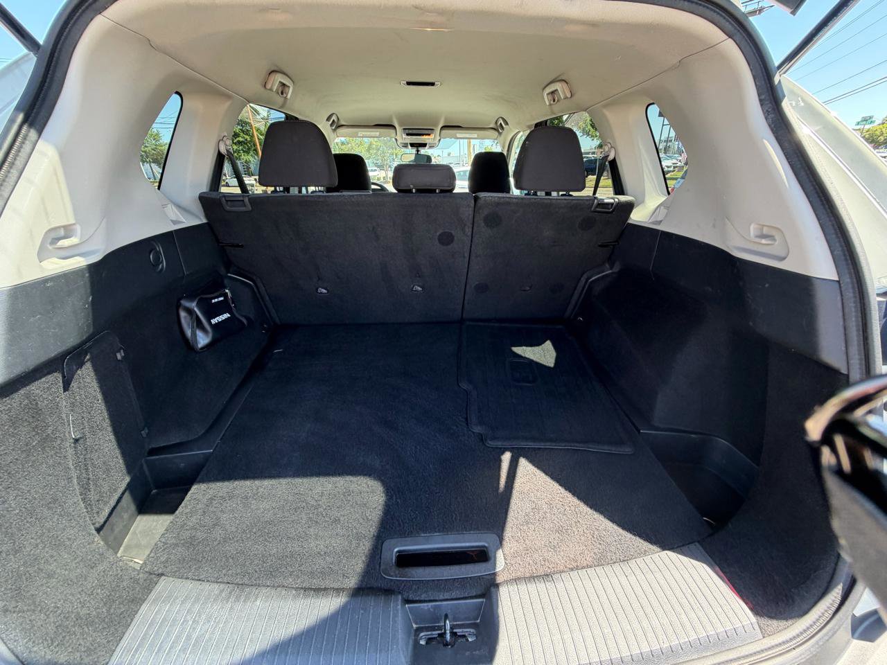 Used 2021 Nissan Rogue SV FWD image 39