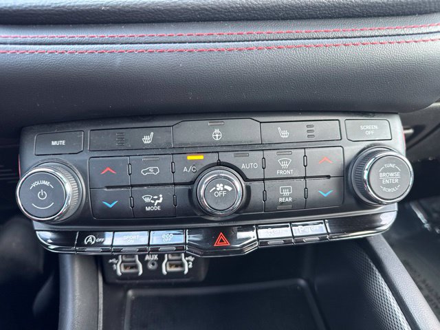 Used 2025 Dodge Durango GT AWD/4WD image 28