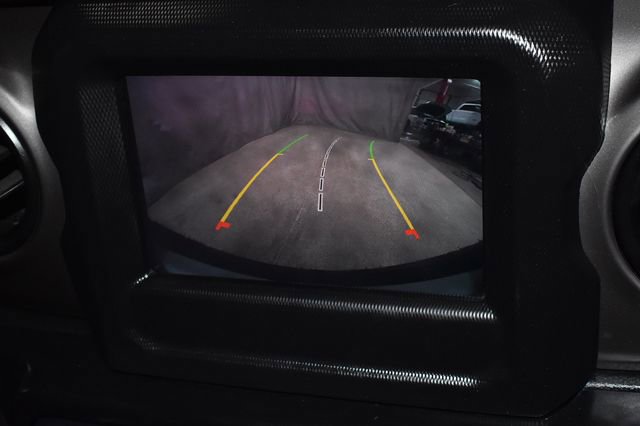 Used 2020 Jeep Wrangler Sport S image 32