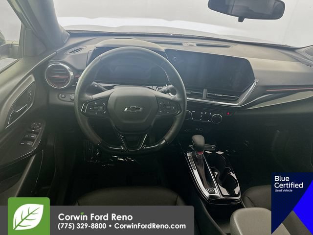 Used 2025 Chevrolet Trax RS w/ Driver Confidence Package FWD image 25