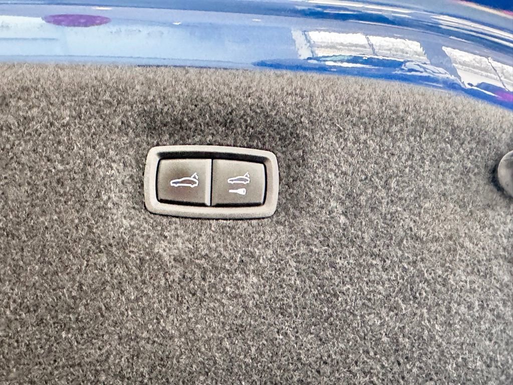 Used 2023 Audi RS e-tron GT w/ Carbon Performance Package image 22