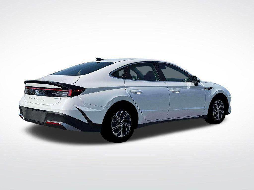 New 2026 Hyundai Sonata Blue FWD image 8