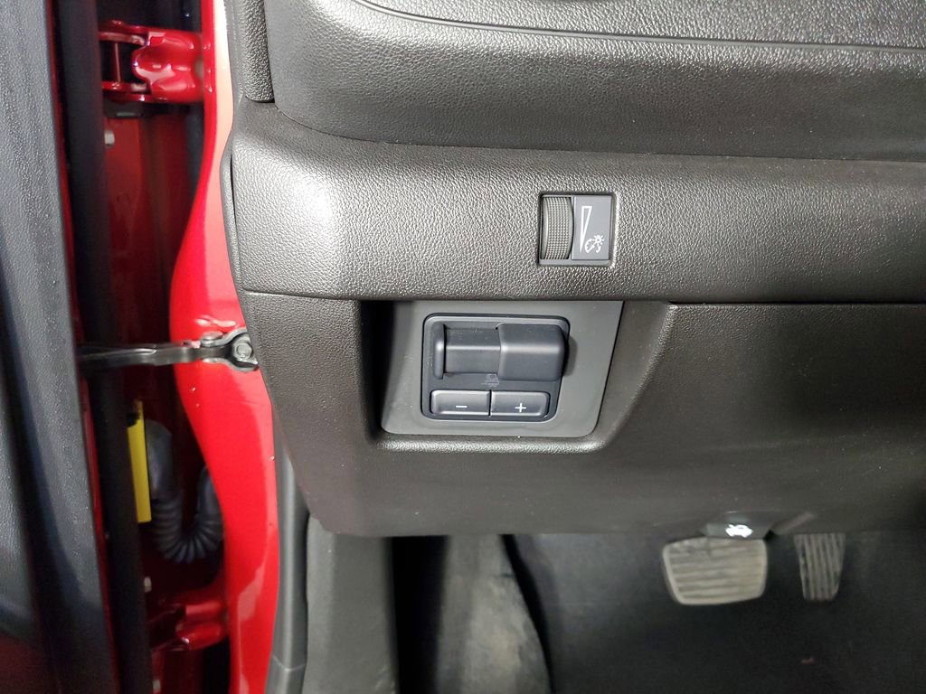 Used 2024 Chevrolet Colorado Trail Boss w/ Advanced Trailering Package image 26