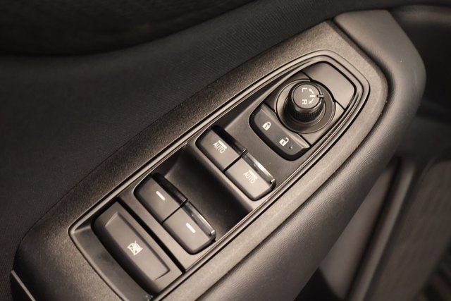 Certified 2025 Subaru Outback AWD/4WD image 11