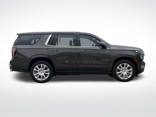 Used 2021 Chevrolet Tahoe High Country w/ Premium Package AWD/4WD image 5