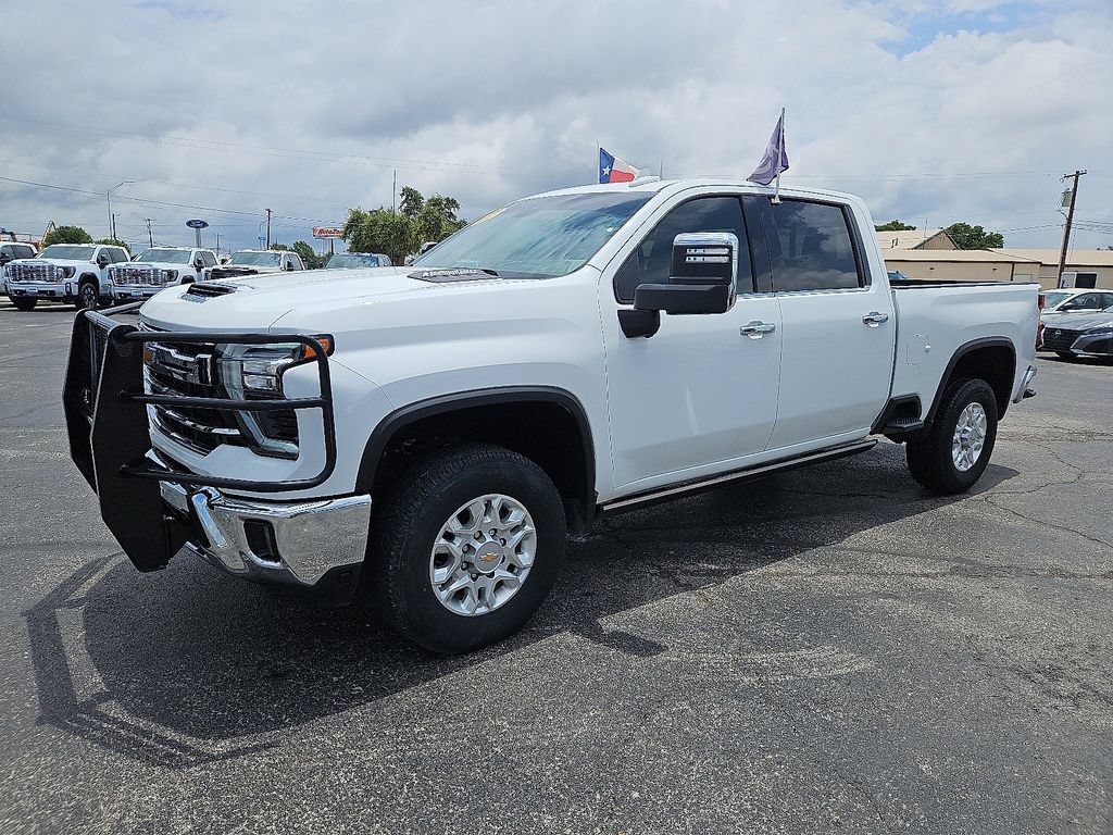 Used 2024 Chevrolet Silverado 2500 LTZ w/ LTZ Premium Texas Edition AWD/4WD image 2