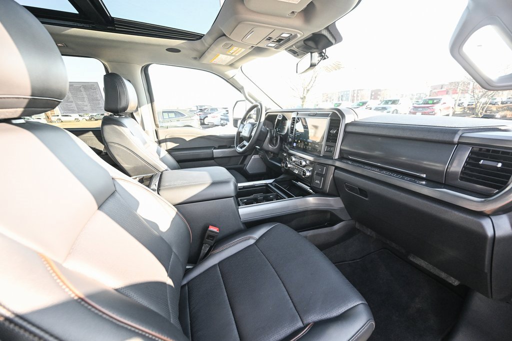 New 2025 Ford F350 Lariat w/ Lariat Ultimate Package image 21