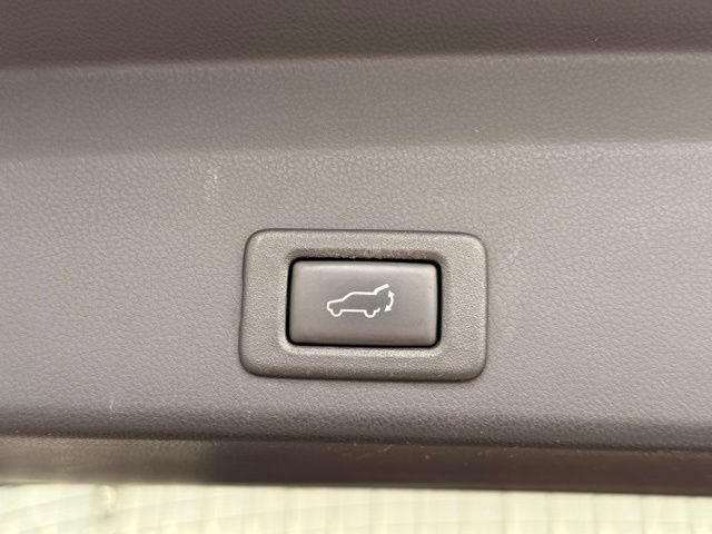 Used 2019 Subaru Ascent Limited w/ Popular Package #3 AWD/4WD image 28