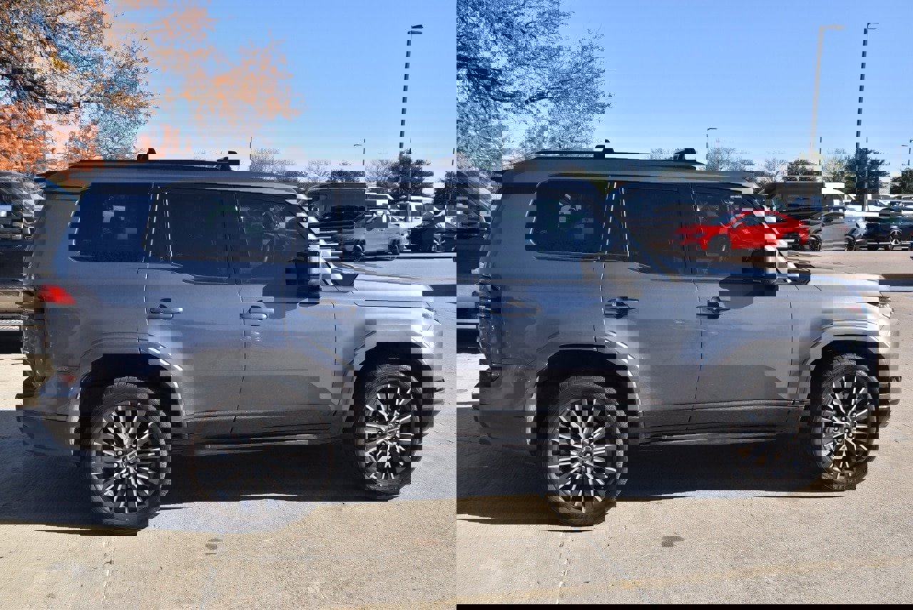 Used 2024 Lexus GX 550 image 6